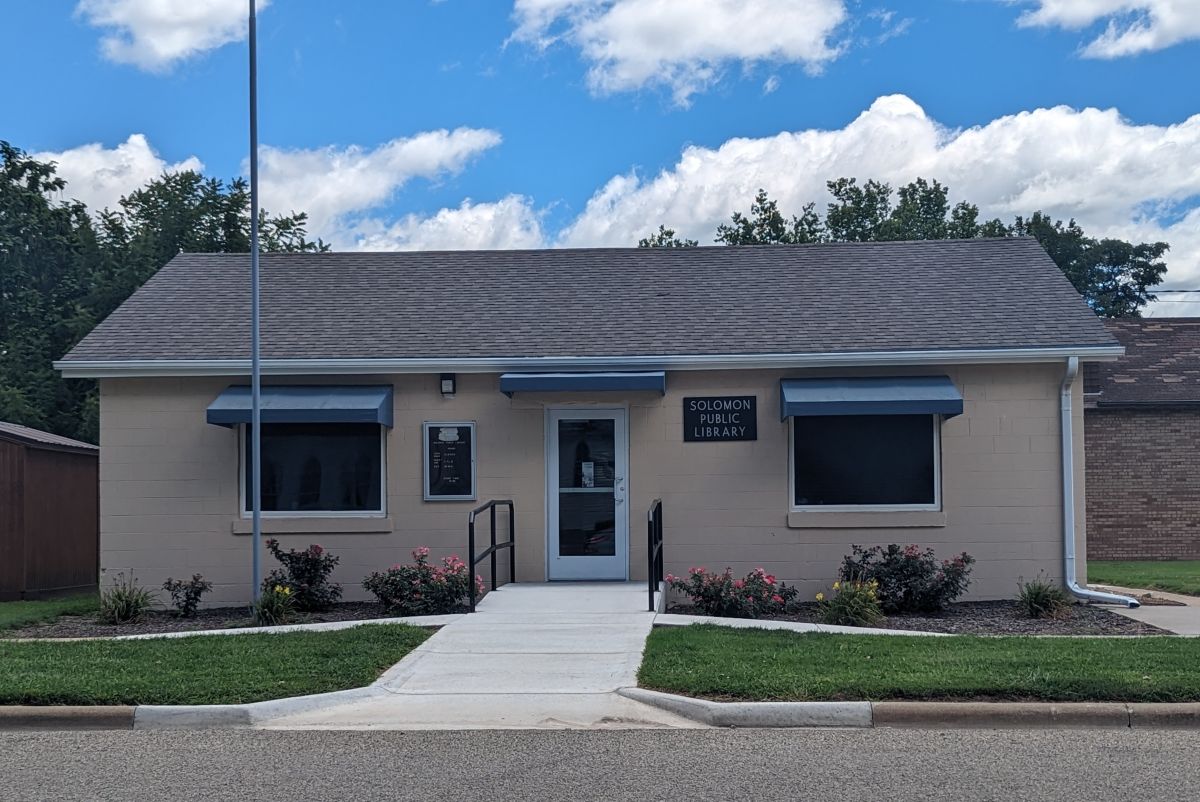 Solomon Public Library